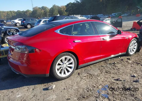 2014 Tesla Model S P85 from USA, damaged, VIN 5YJSA1H11EFP59600